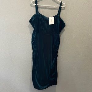 Bloomchic green velvet ruched dress